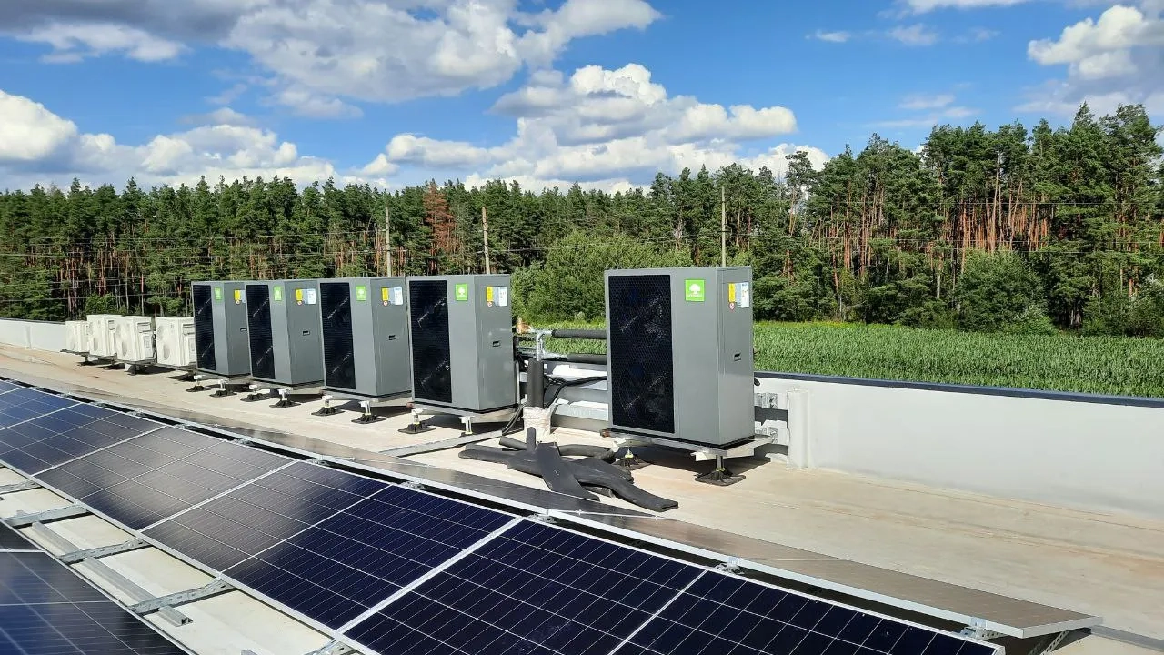 Промышленный объект с тепловым насосом Mycond серии BeeEco